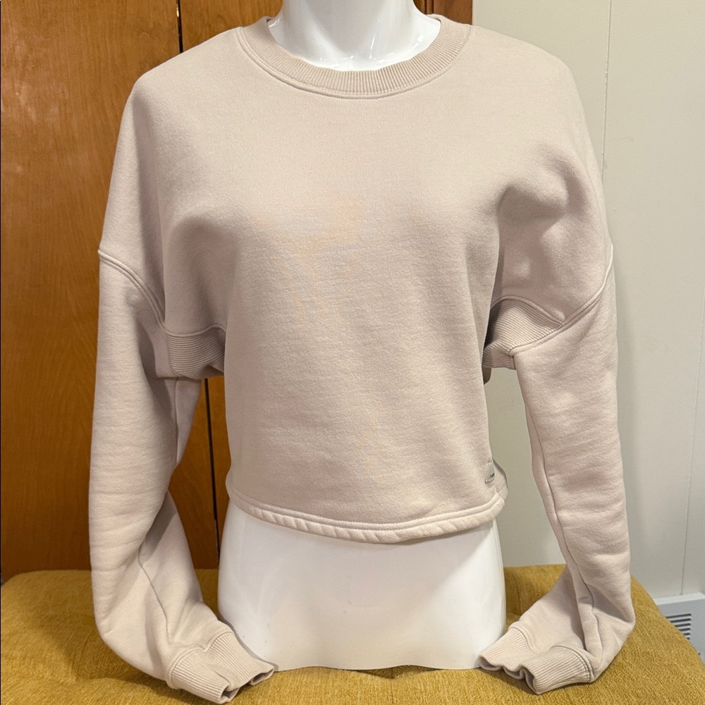 Vuori Restore Oversized Crop Crew Neck Cream Beige Neutral Sweatshirt XS